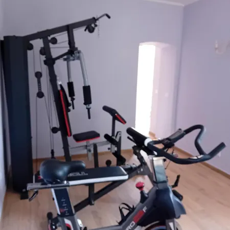 别墅 Le Rocce Wellness And Fitness, Only Adults 莱里奇