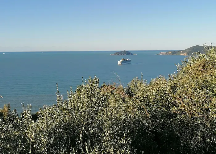 Le Rocce Wellness And Fitness, Only Adults Villa Lerici